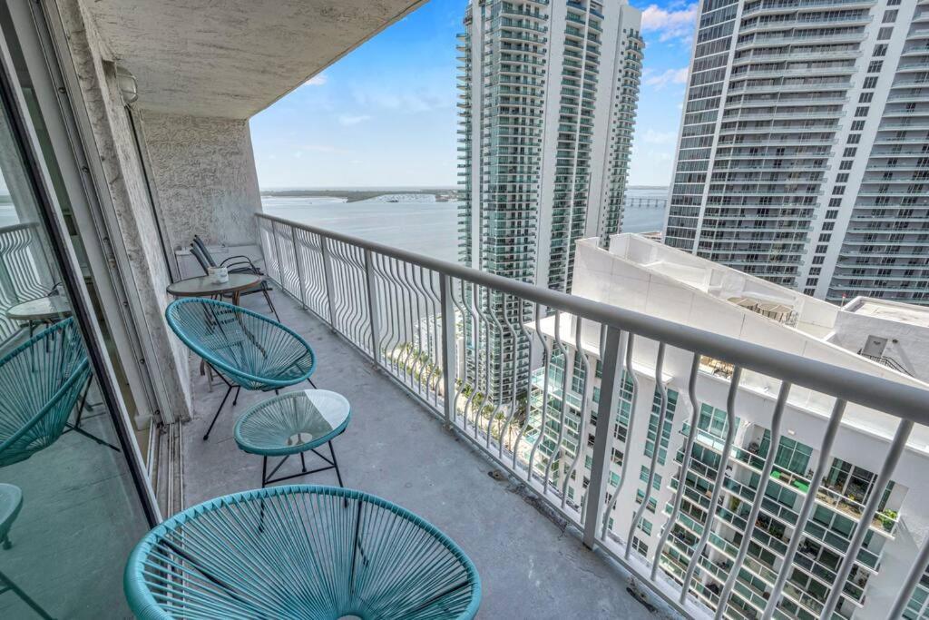 Апартаменти Luxurious Private Unit With Parking Маямі Екстер'єр фото
